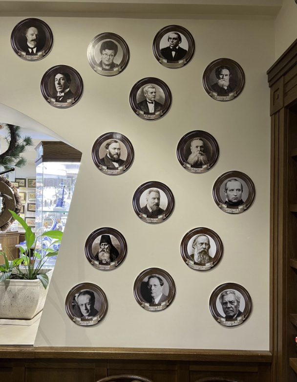 Книжный магазин "Библио-глобус"