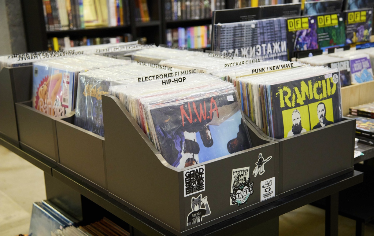 ​Магазин комиксов "Чук и Гик"