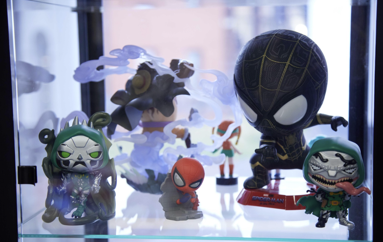 ​Магазин комиксов "Чук и Гик"