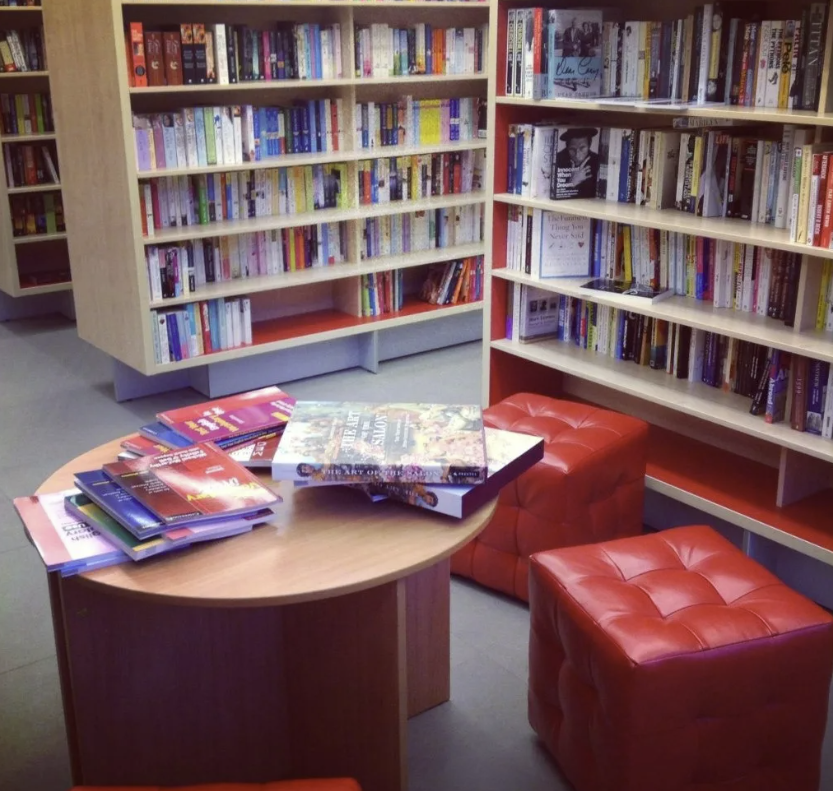 ​Магазин иностранной литературы "Букбридж"