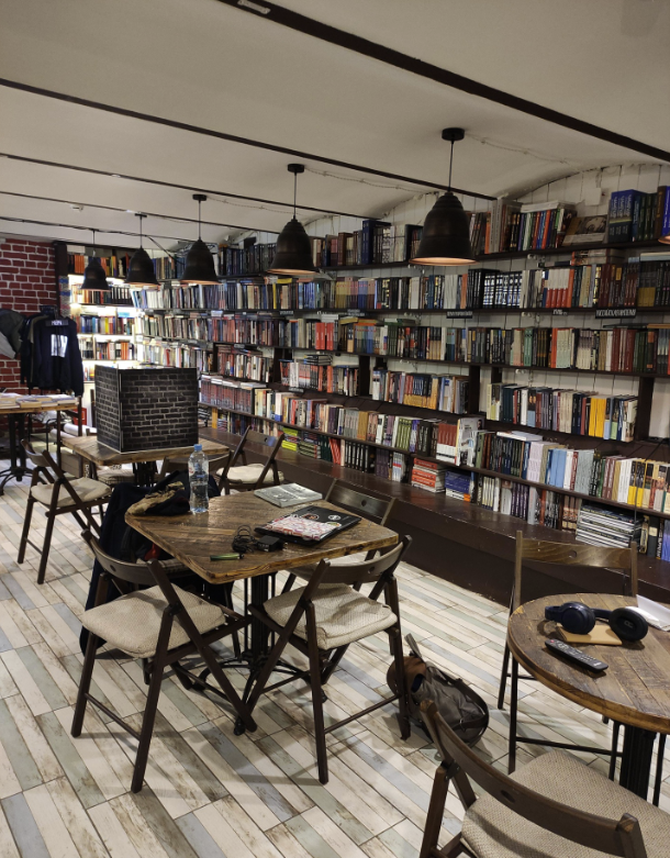 ​Книжная лавка "Листва"