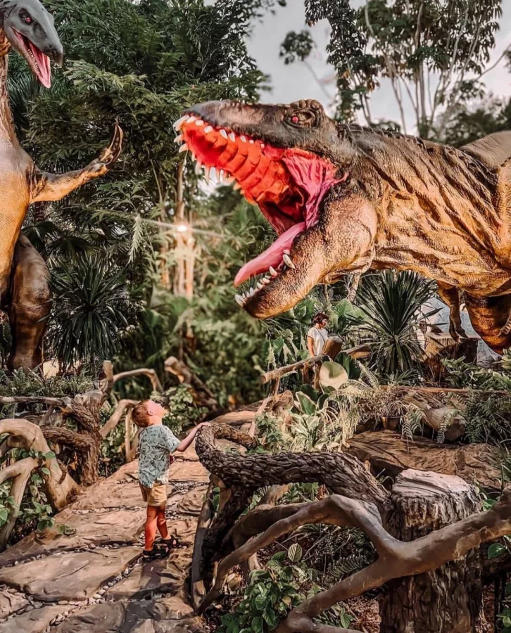 Парк Dino Mini Golf & Restaurant в Пхукете: Детям, Бар, Гольф, Ресторан,