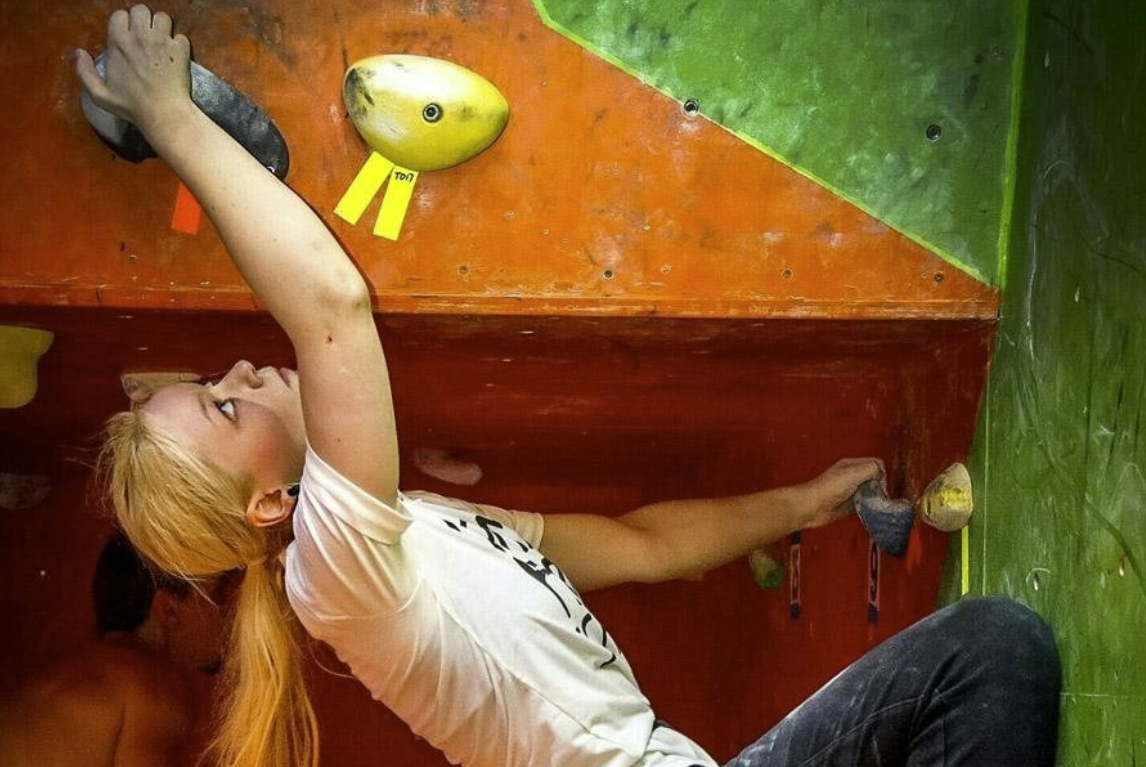 ​Скалодром "Red point"