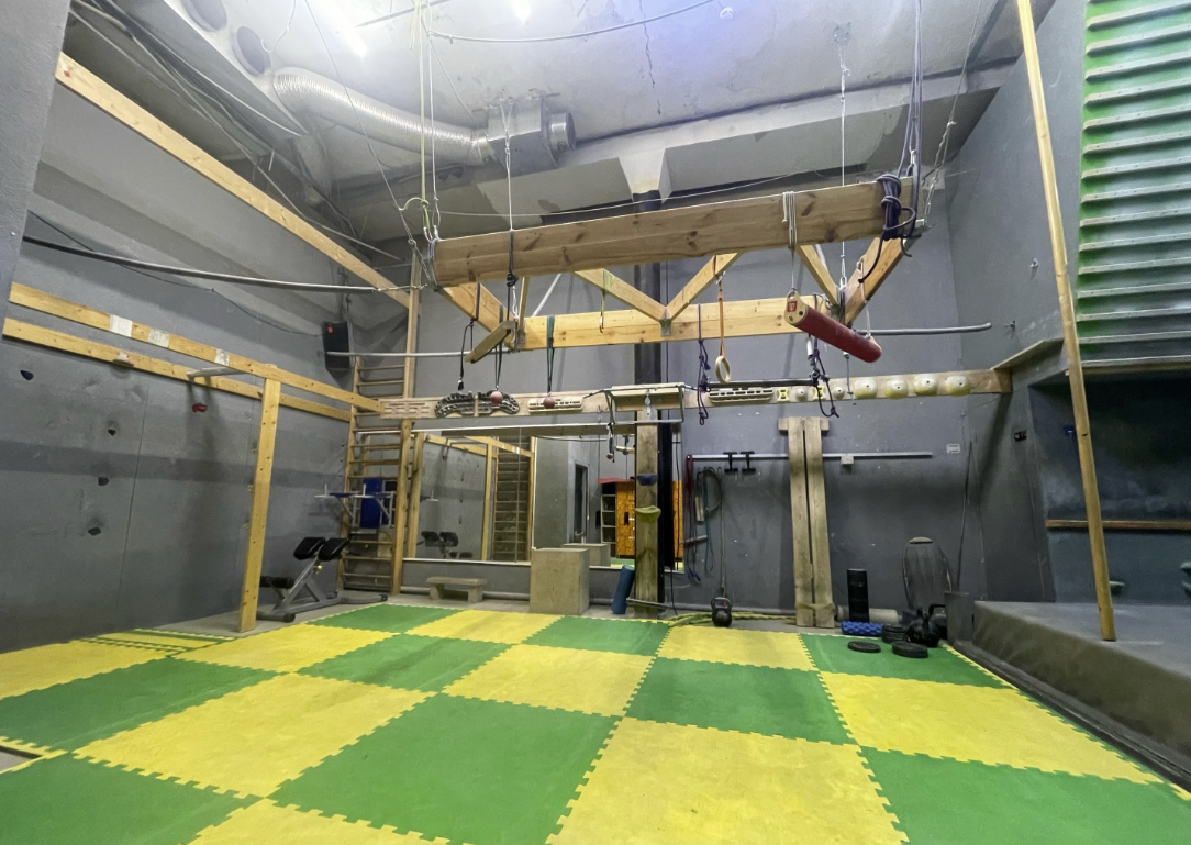 ​Скалодром "Red point"