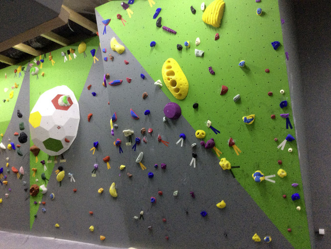 ​Скалодром "Red point"