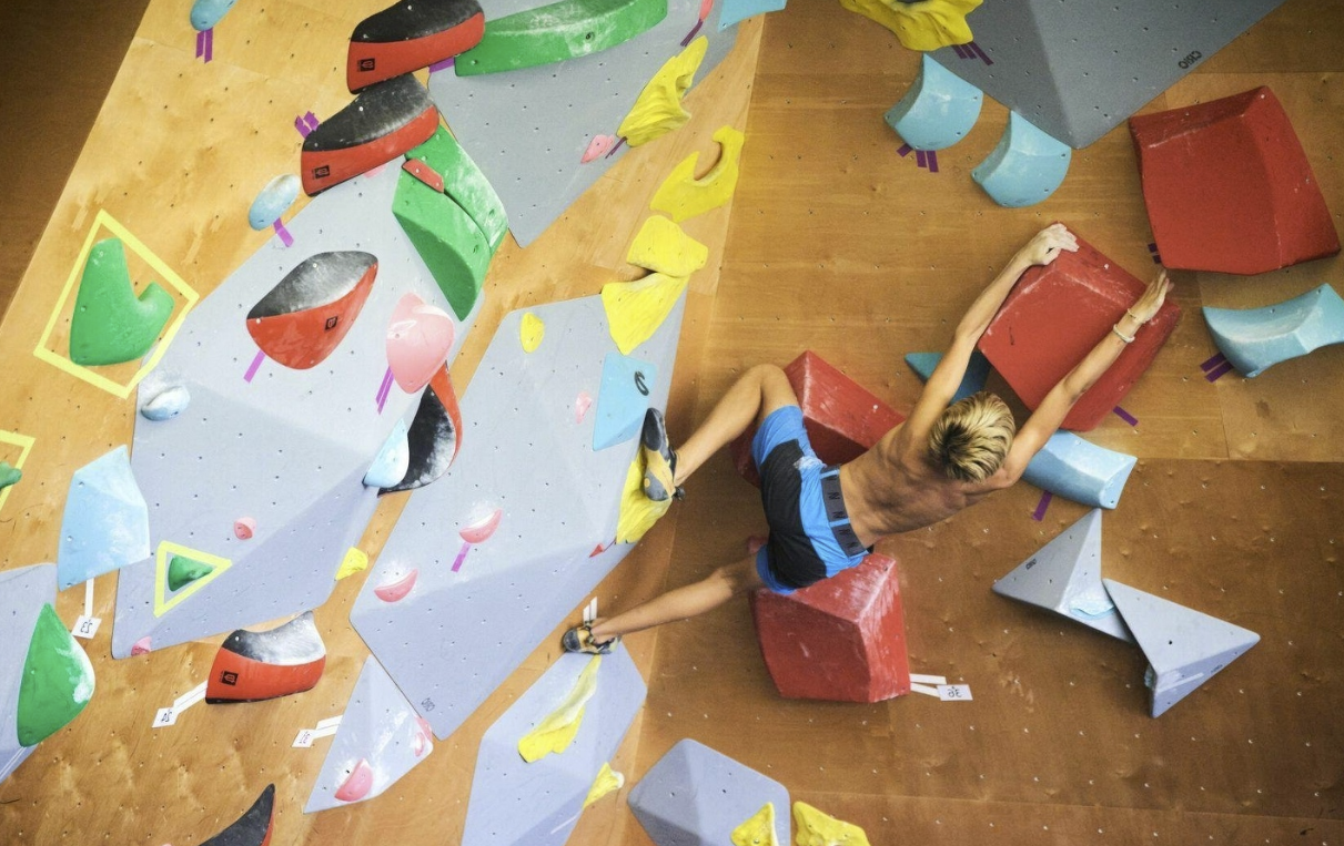 ​Скалодром "Tengu’s Climbing Gym"