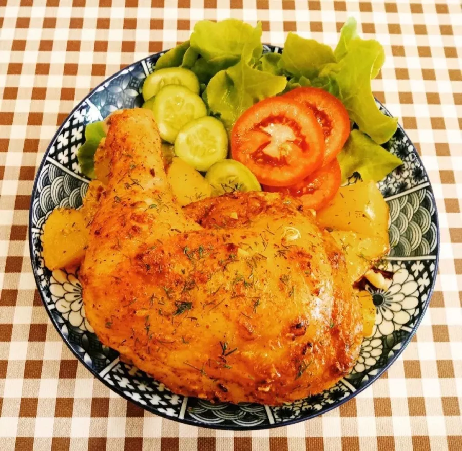 Русский Ресторан Подсолнух в Пхукете: Русская Кухня, Кафе, Ресторан, Russian Cuisine, Cafe, Restaurant , European Cuisine, Европейская кухня,
