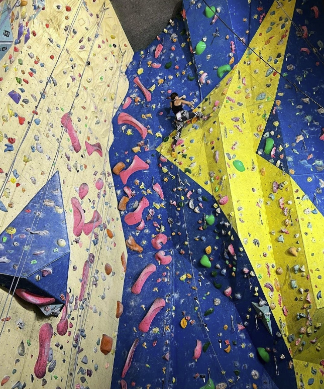 ​Скалодром "Скала-сити"