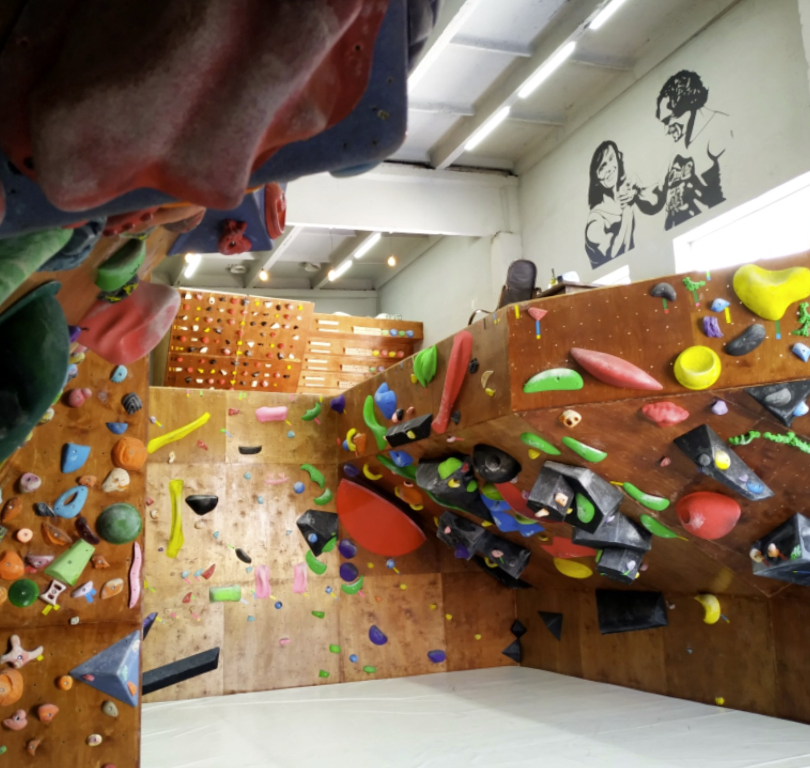 ​Скалодром "Старая Школа"