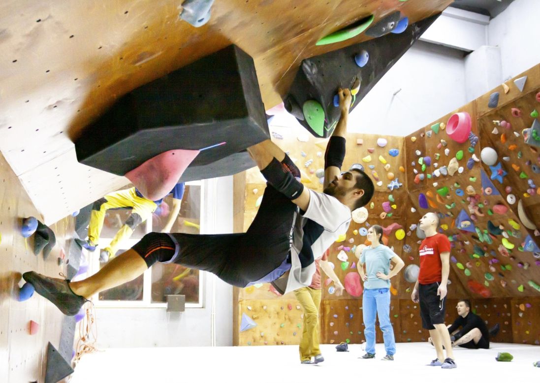 ​Скалодром "Старая Школа"