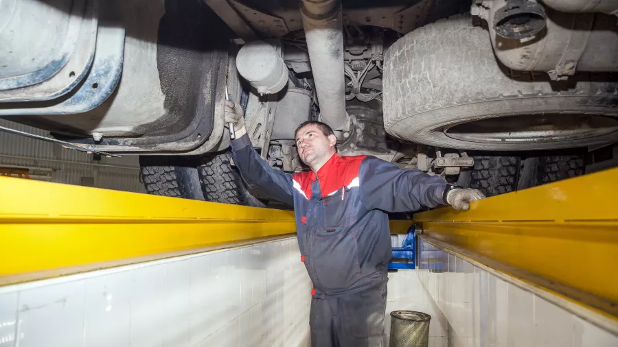 Автотрак - Ремонт грузовых автомобилей в Новосибирске в Новосибирске: Ремонт Форсунок, Кузовной Ремонт, Ремонт ТНВД, СТО Грузовой, Ремонт Грузовиков, Грузовой Автосервис, Диагностика Грузового Автомобиля, Ремонт Дизелей, Ремонт Автобусов, Ремонт СпецТехники,