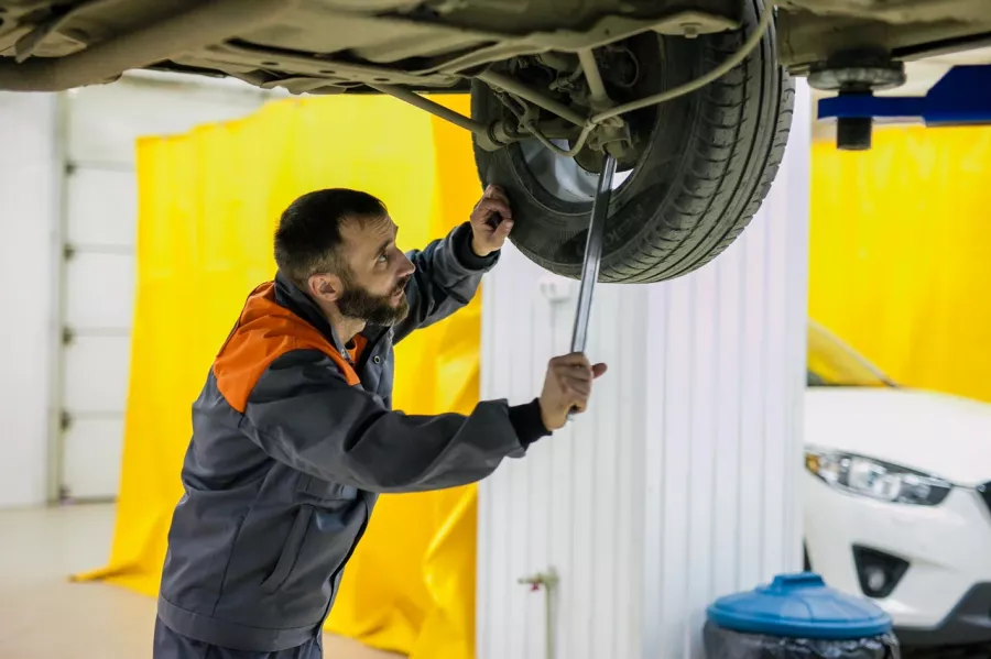FIT SERVICE - сеть СТО в Новосибирске: Ремонт Ходовой, Замена Жидкости, Замена Масла, Замена Фильтров, Шиномонтаж, Кузовной Ремонт, Эвакуатор, АвтоСтрахование, Корпоративное Обслуживание,
