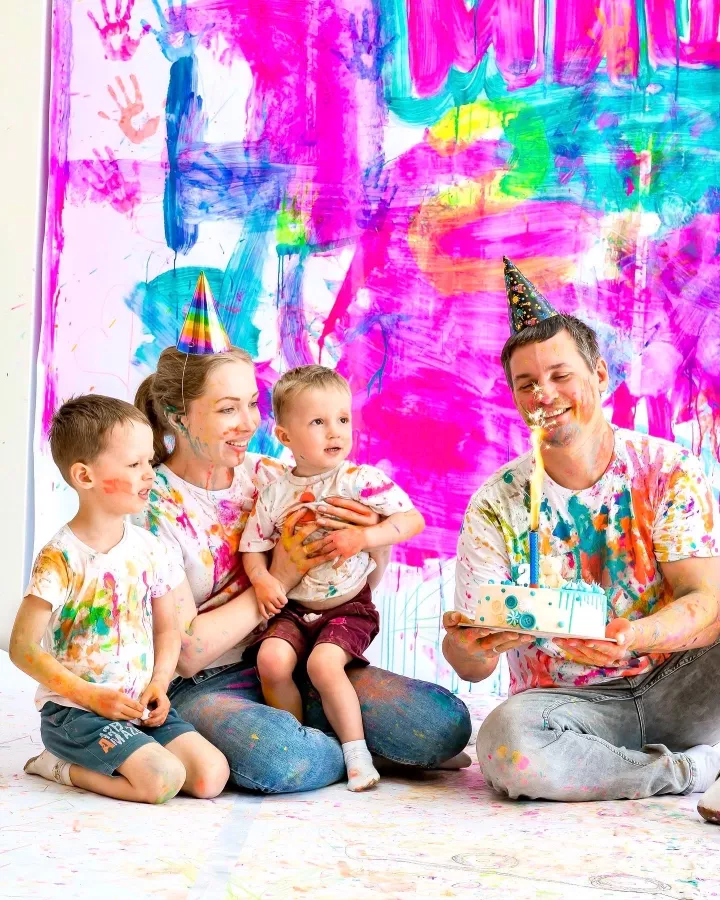 Детская студия Kidspoint в Ставрополе: Детский день рождения, Детский праздник, Для детей, Для детей, Детский центр, Детская студия, Праздник, Неоновые краски, Семейный отдых, Рисование,