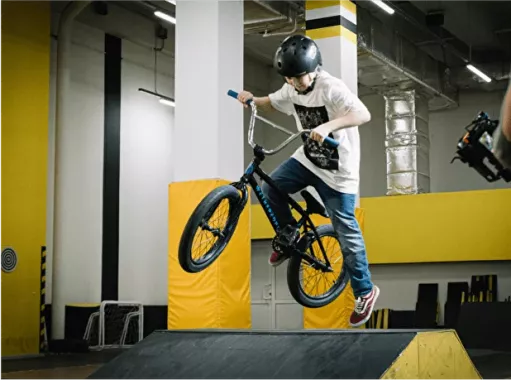 Школа катания на роликах,  BMX и скейте Extreme Kids