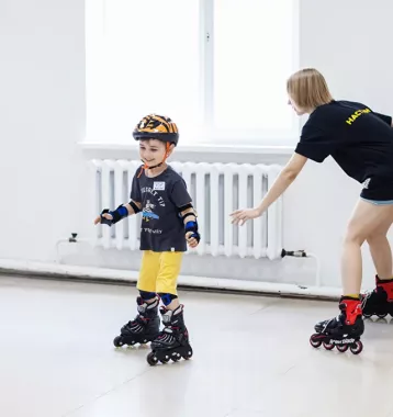 Школа катания на роликах,  BMX и скейте Extreme Kids
