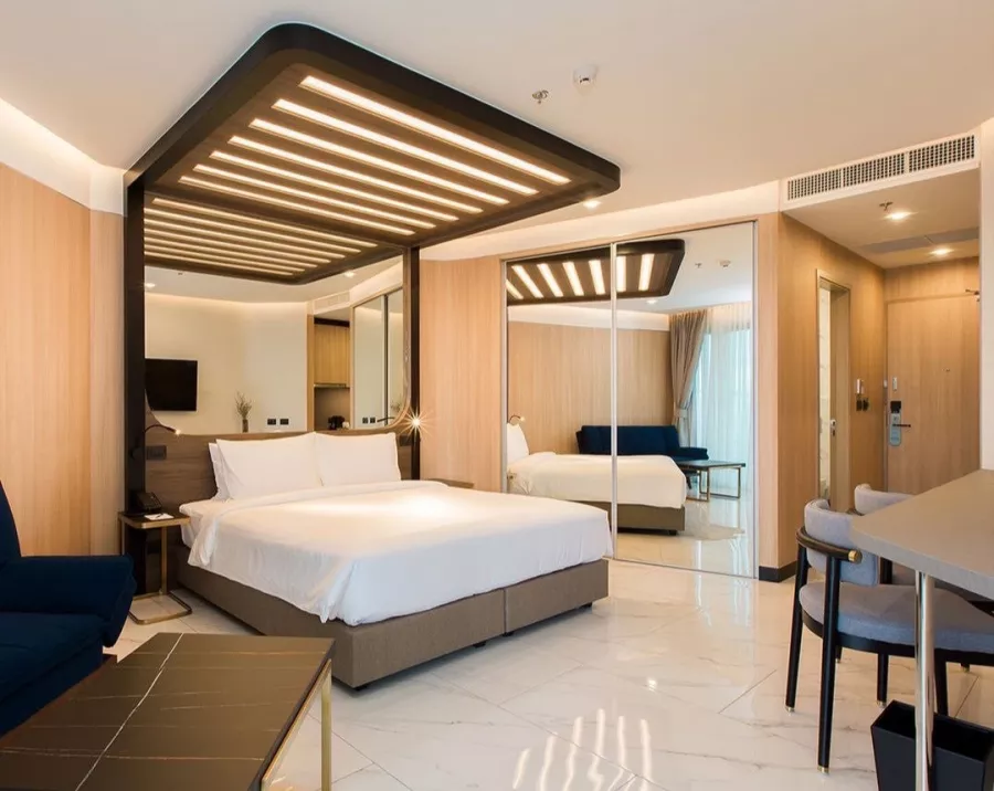 Отель Sole Mio Boutique в Пхукете: Отель, Бар, Бассейн, Hotel, Bar, Restaurant , Swimming Pool, Ресторан,