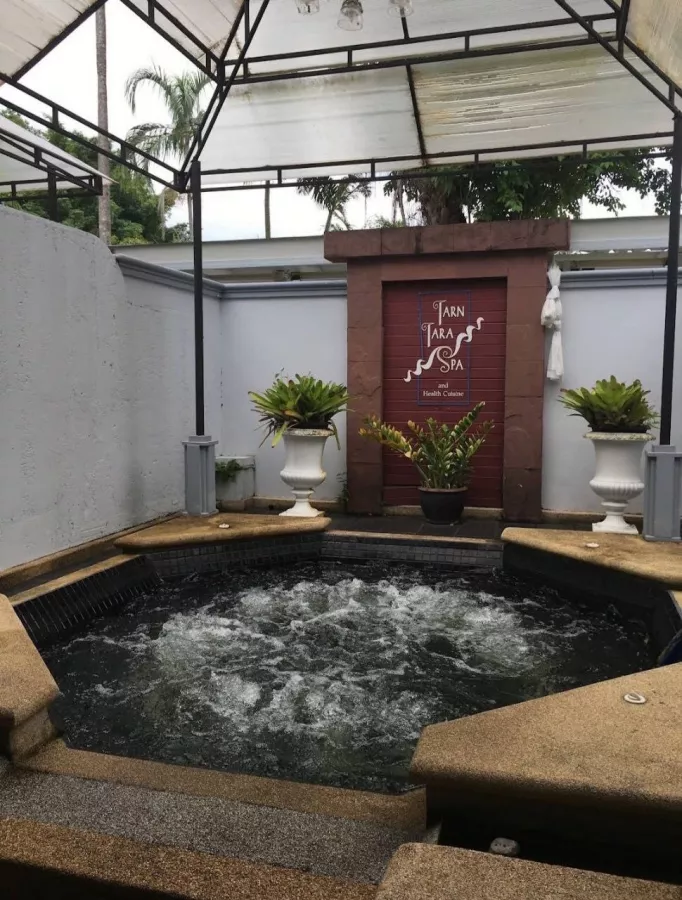 Спа-Центр Tarn Tara в Пхукете: Cafe, Lake, Jacuzzi , Spa, Massage, Кафе, Озеро, Массаж, Swimming Pool, Бассейн,