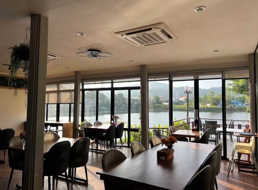 Спа-Центр Tarn Tara в Пхукете: Cafe, Lake, Jacuzzi , Spa, Massage, Кафе, Озеро, Массаж, Swimming Pool, Бассейн,