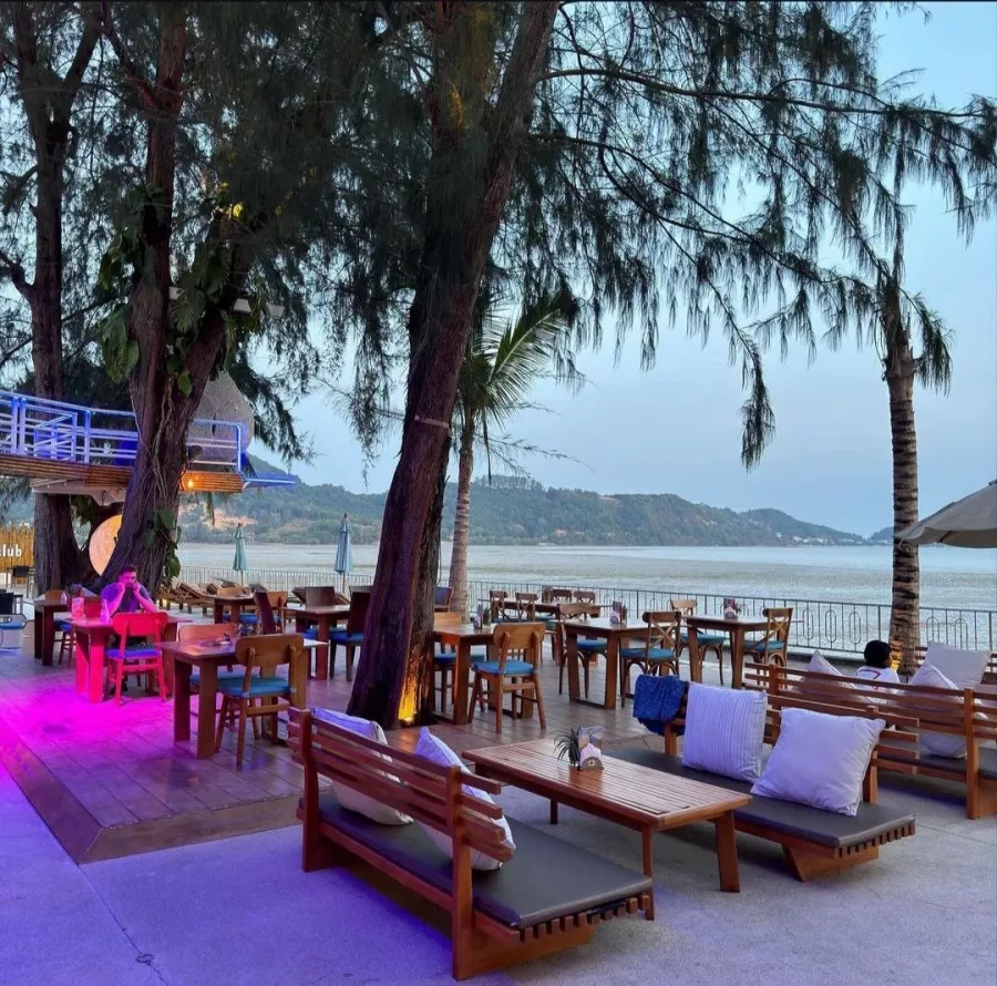 Пляжный Клуб White Rabbit в Пхукете: Отдых, Пляж, Диджей, Музыкально, Ресторан, Бар,