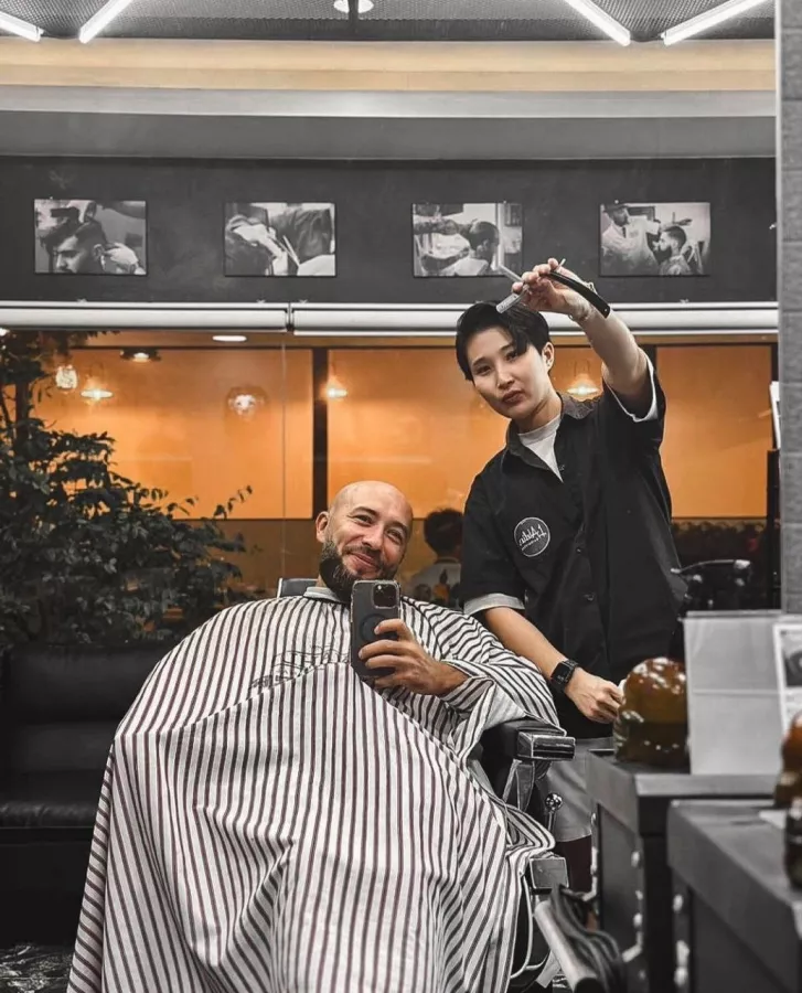 Барбершоп L’atelier в Пхукете: Барбершоп , Стрижки, Haircuts, Barbershop, Парикмахерская, Shaving, Бритьё,
