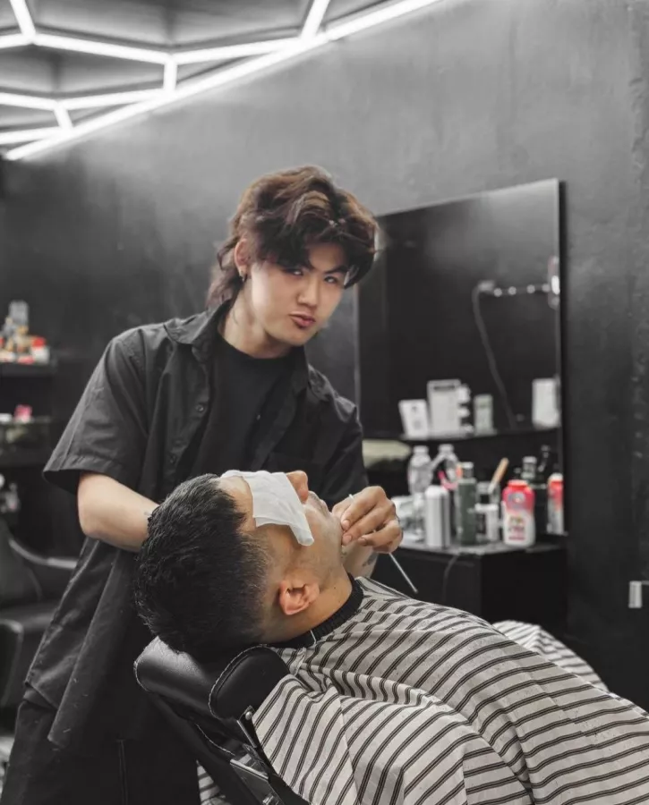 Барбершоп L’atelier в Пхукете: Барбершоп , Стрижки, Haircuts, Barbershop, Парикмахерская, Shaving, Бритьё,