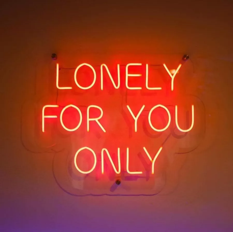 Караоке-Бар Tones в Пхукете: Дискотека, Караоке, Бар, Ресторан,