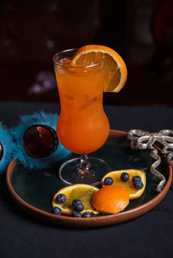 Караоке-Бар Decadence в Пхукете: Дискотека, Караоке, Бар, Музыкально,