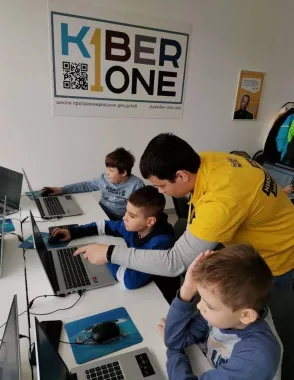 Школа программирования для детей KIBERone на ВЛКСМ