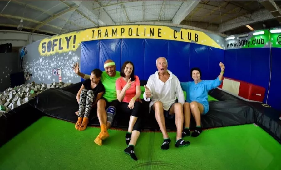 Батутный Клуб 50 Fly Trampoline Club Phuket в Пхукете: Гимнастика, Вечеринки, Отдых, Батут,