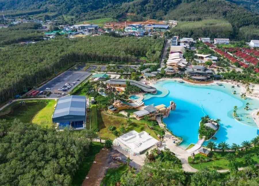 Спорт-Комплекс Padel Phuket Blue Tree в Пхукете: Падел, Бассейн, Бар, Ракетки, Padel, Rockets, Bar, Swimming Pool,