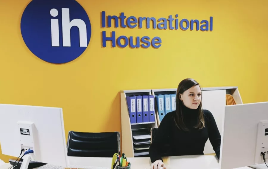 Языковая школа International House в Ставрополе: Языковая школа , Иностранные языки , Изучение иностранных языков , Английский язык , Французский язык , Немецкий язык , Полиглот , Language , Learning ,