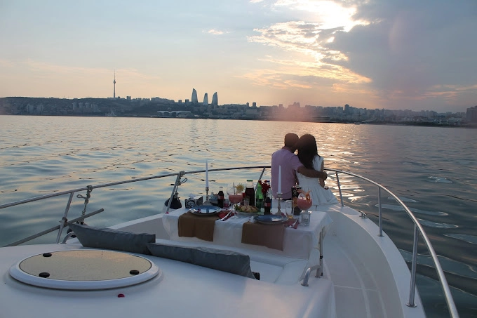Yacht Club Baku в Баку: Яхта, Приключения, Аренда Яхты, Побережье, Корпоративные Мероприятия, Семейный отдых,