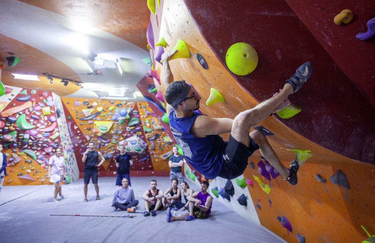 ​Скалолазный центр "Tramontana"