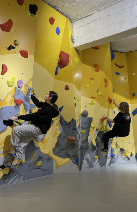 ​Детский скалодром "Траверс"