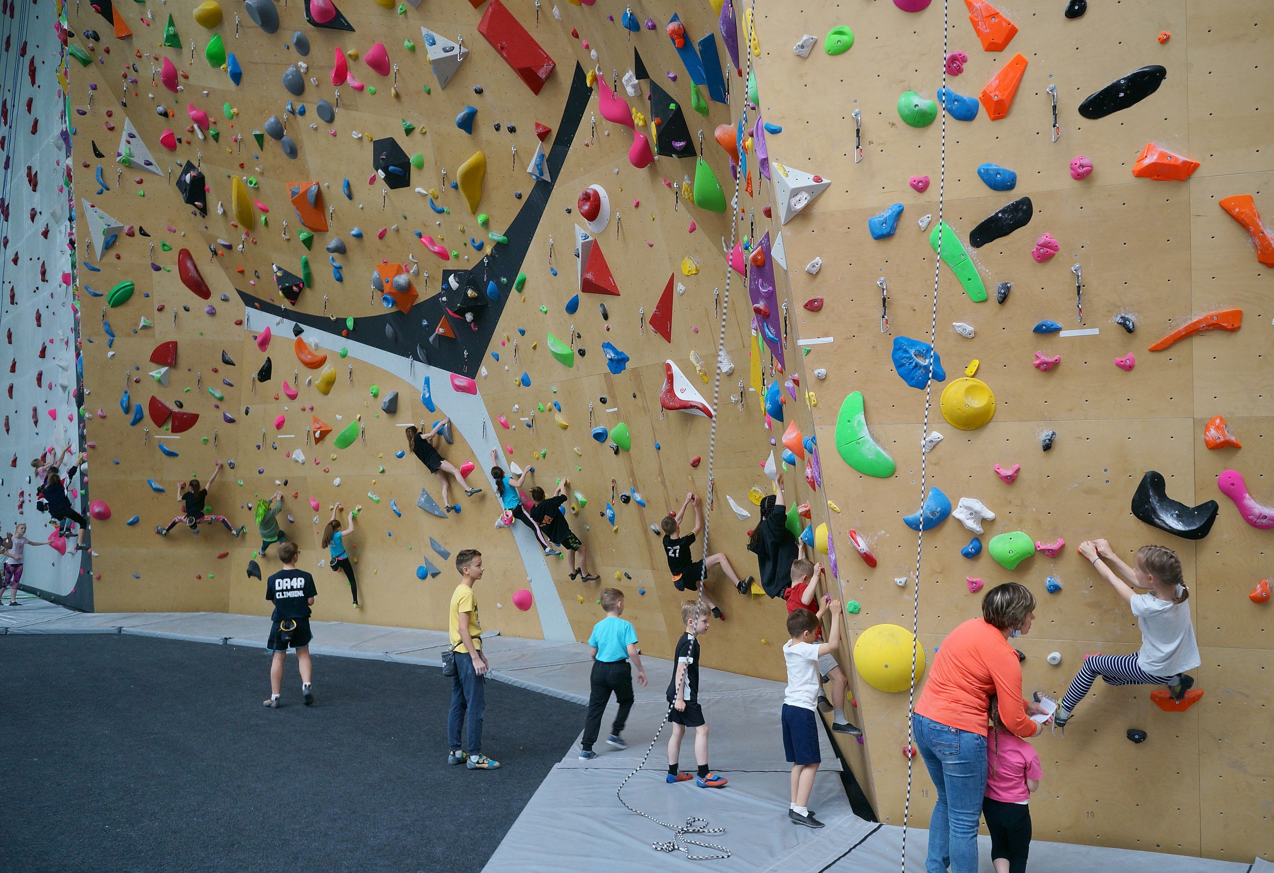 ​Скалодром "Калининградская областная федерация скалолазания и альпинизма"