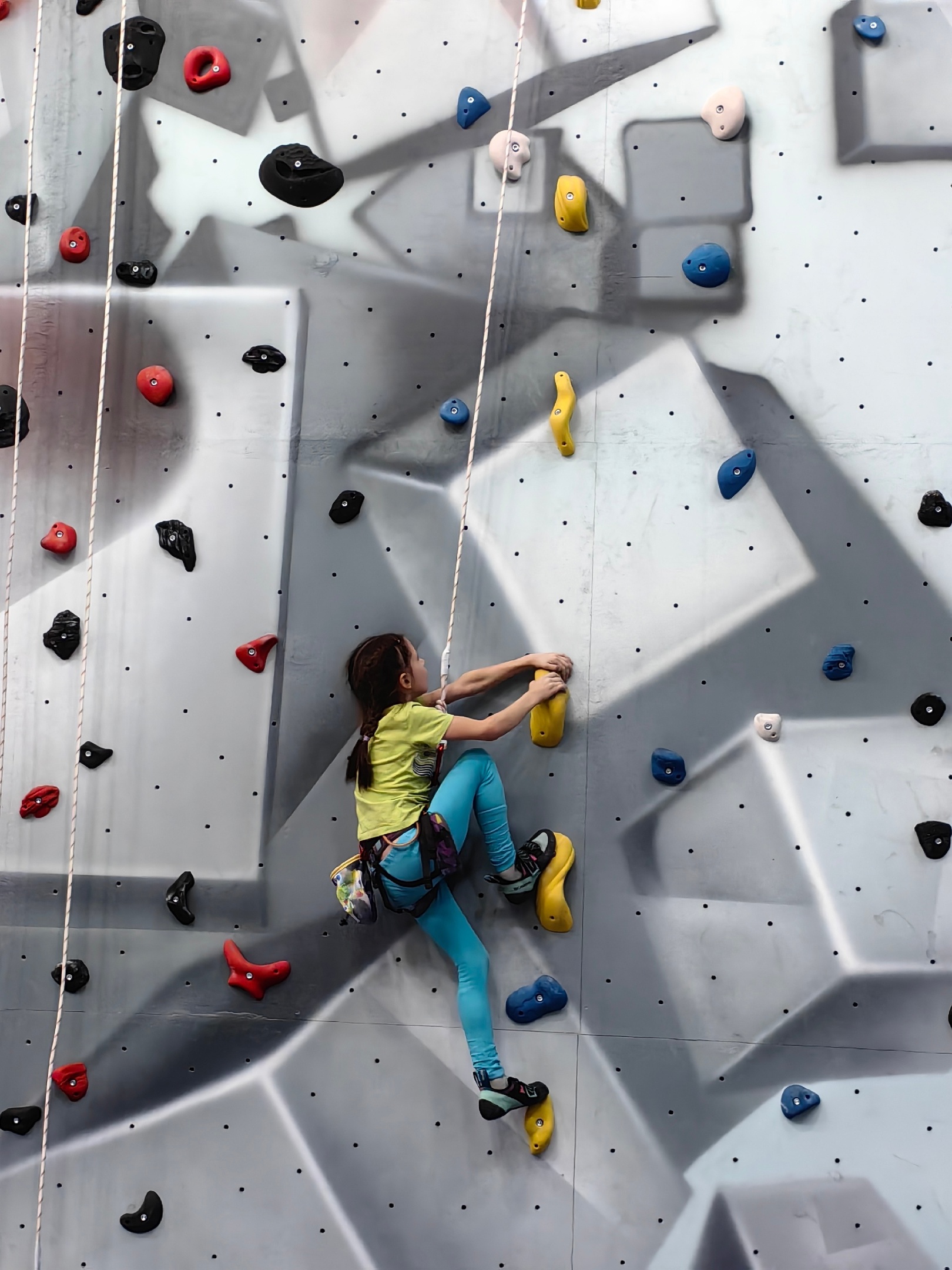 ​Скалодром "5+"