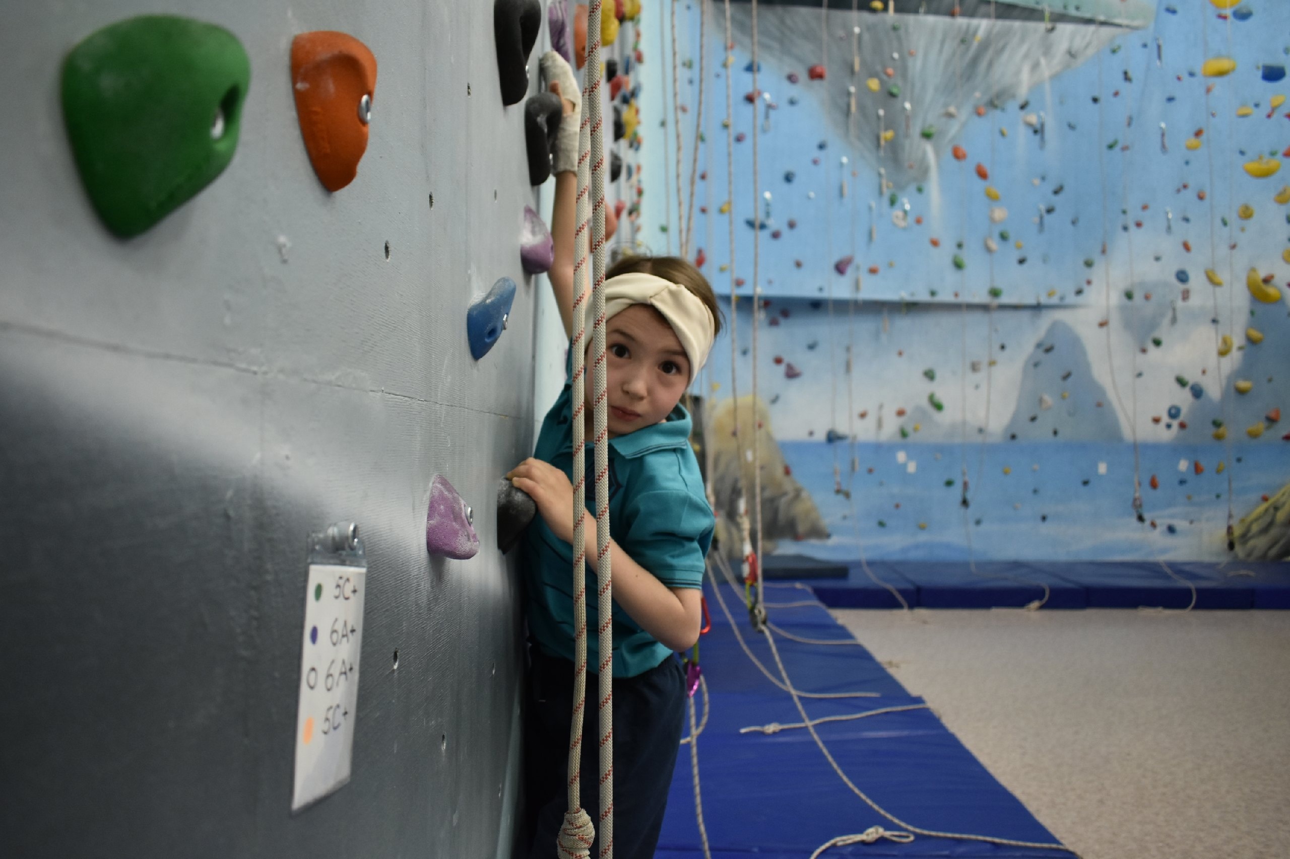 ​Скалодром "5+"