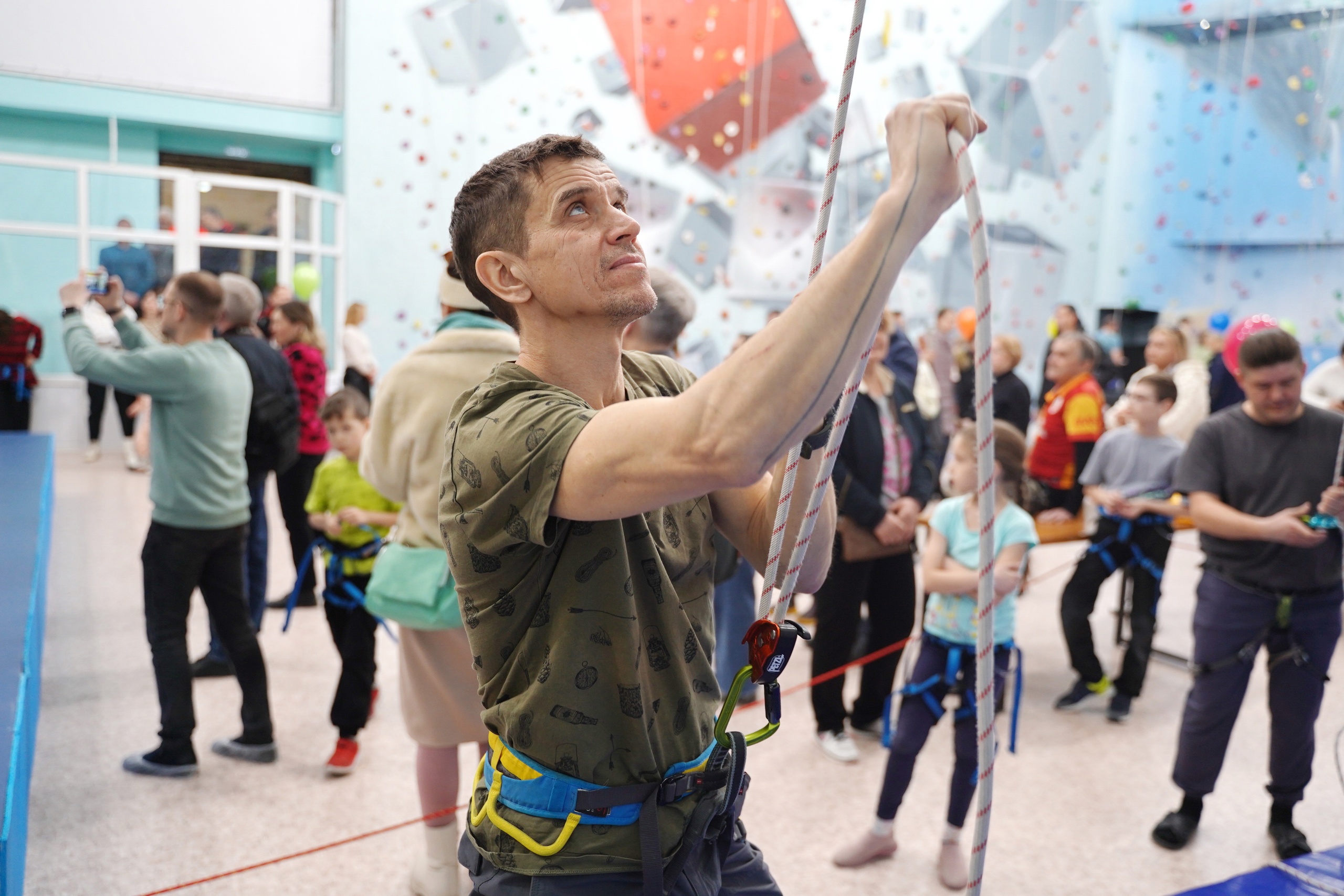 ​Скалодром "5+"