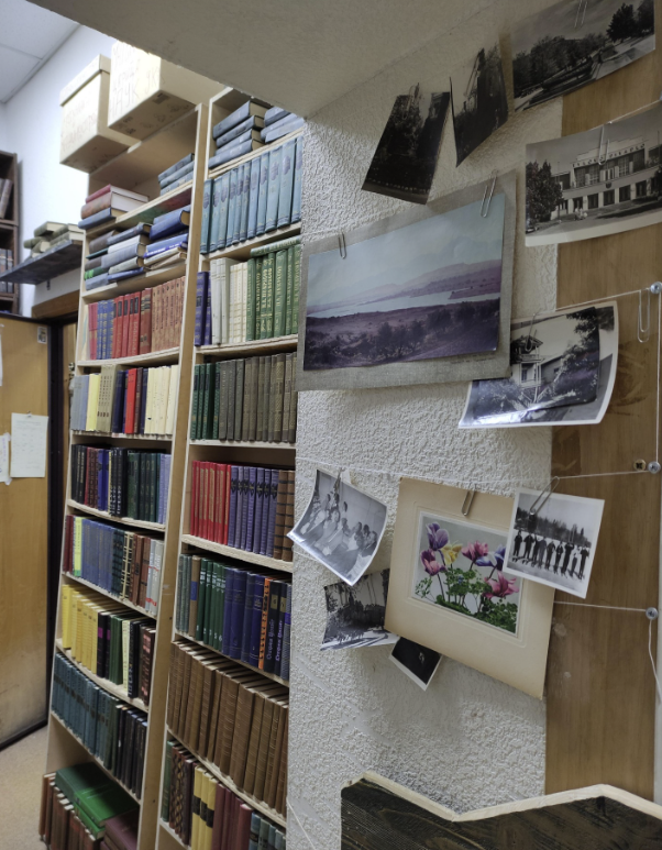 ​Книжная лавка "Букинист"