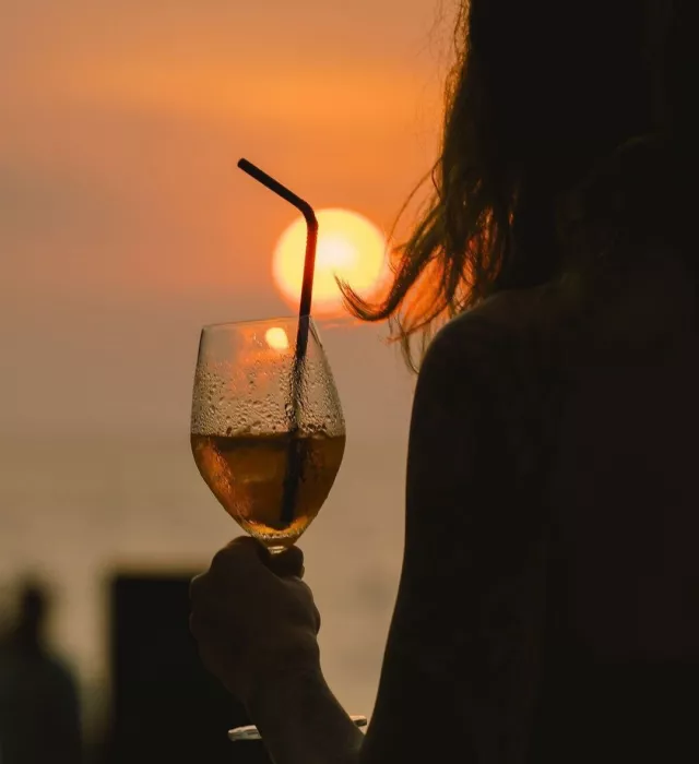 Пляжный Клуб Tann Terrace в Пхукете