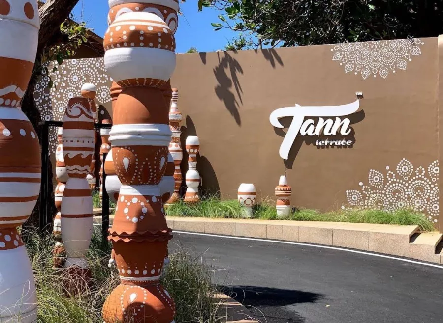 Пляжный Клуб Tann Terrace в Пхукете: Отдых, Пляж, Бар, Бассейн, Ресторан,