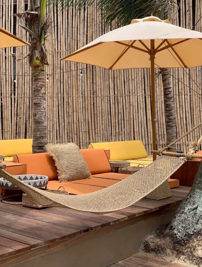 Пляжный Клуб Tann Terrace в Пхукете: Отдых, Пляж, Бар, Бассейн, Ресторан,