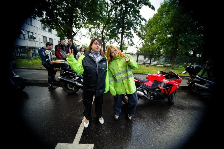 Мото Такси24 в Москве в Москве: Мото Такси, Трансфер Мото, Мотоцикл с Водителем, Такси без Пробок, Мото по Москве, Мото Экскурсии,