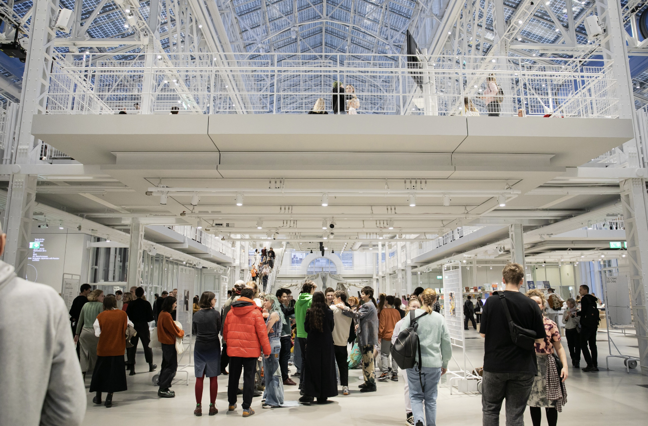 Книжный магазин "Дом культуры ГЭС-2"