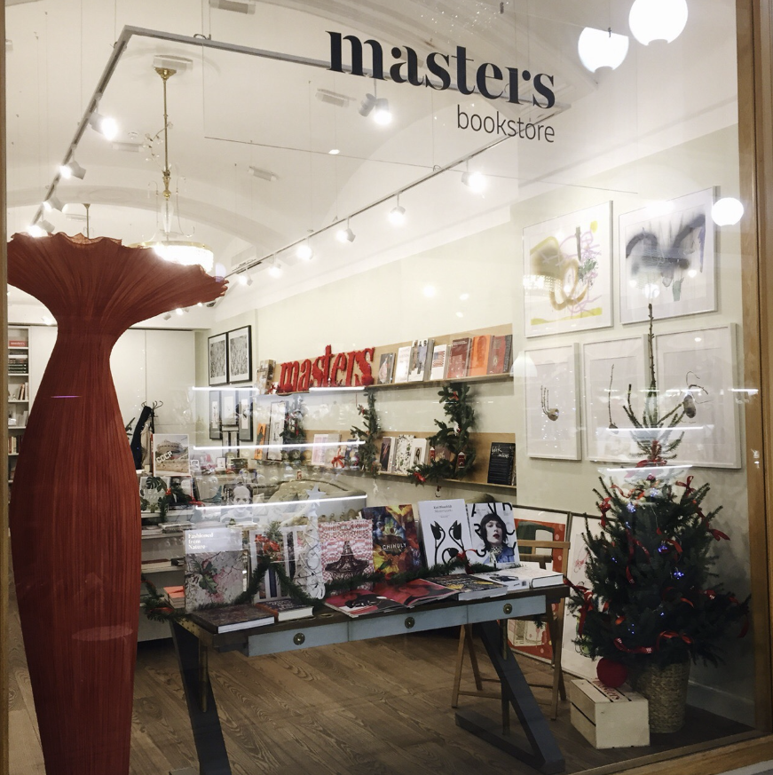 Книжный магазин "Masters Bookstore"