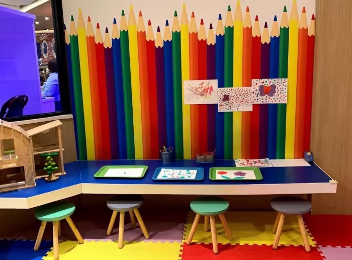 Игровая Площадка Happy Kids Club в Пхукете: Дети, Развлечение, Детская комната, 
