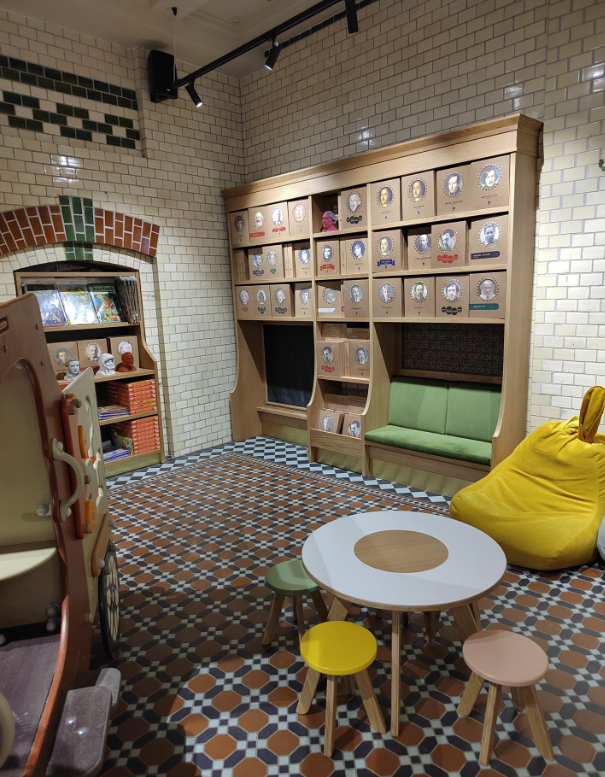 Книжный магазин "Дом книги"  ​