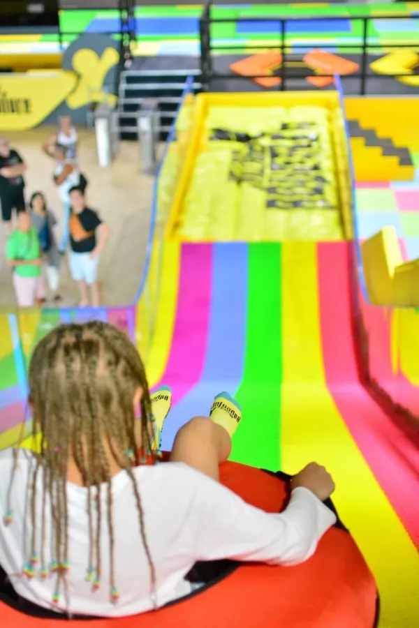 Игровая Площадка Adventure Village Phuket в Пхукете: Kids Room, Kids Activities , Zipline, Trampoline, Зиплайн, Детские Развлечения , Батуты, Детская комната,