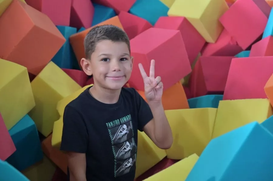 Игровая Площадка Adventure Village Phuket в Пхукете: Kids Room, Kids Activities , Zipline, Trampoline, Зиплайн, Детские Развлечения , Батуты, Детская комната,