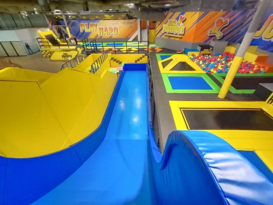 Игровая Площадка Adventure Village Phuket в Пхукете: Kids Room, Kids Activities , Zipline, Trampoline, Зиплайн, Детские Развлечения , Батуты, Детская комната,